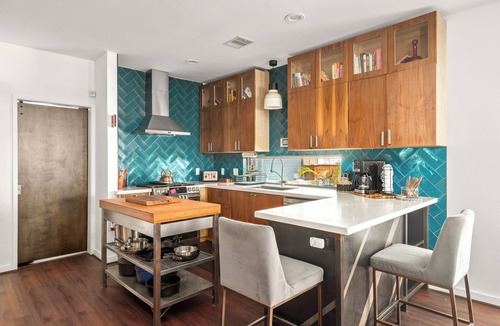 Greater East End House | Stylish 3BR w/Pool Near Downtown – MAJOR INTERNATIONAL SPORTING EVENT 2026