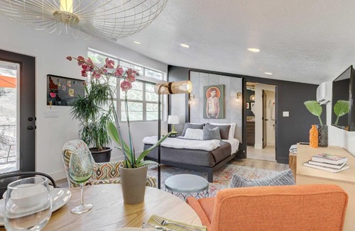 Quail Ridge Apartment | Stylish and Modern Boise Studio with Foothills Views!