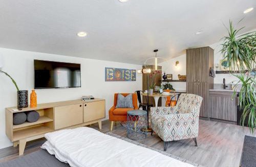 Quail Ridge Apartment | Stylish and Modern Boise Studio with Foothills Views!