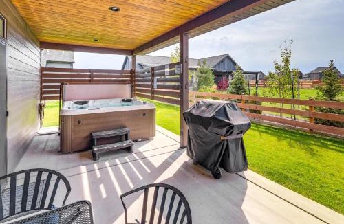 Red Lodge House | Stylish Montana Vacation Rental with Private Hot Tub