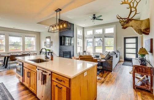 Red Lodge House | Stylish Montana Vacation Rental with Private Hot Tub