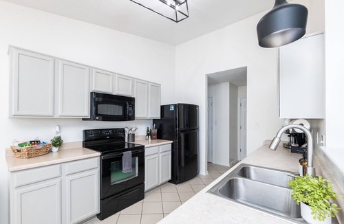 Noblesville House | Stylish Ranch near Grand Park in Westfield - Lots the Extras! Sleeps 10! 🤩