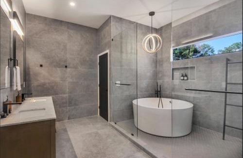 Atlanta House | Stylish Spacious Home near Downtown ATL with Hidden Room