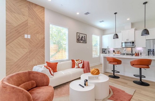 Spring Branch Central House | Stylish Spring Branch Home near Memorial Mall