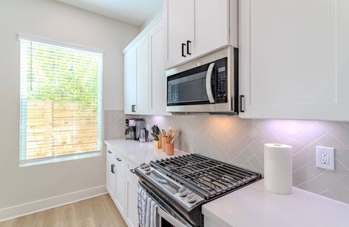 Spring Branch Central House | Stylish Spring Branch Home near Memorial Mall