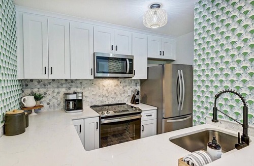 Fourth Ward Condo | Stylish Uptown condo in Historic 4th Ward!