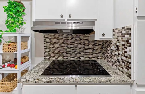Loring Heights Apartment | Suburban Buckhead Oasis - steps to beautiful park, playground, 5 min to midtown!