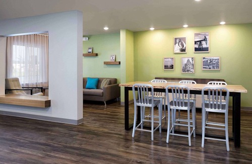 Watford City Hotel | Suburban Studios Watford City