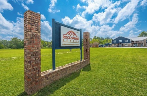 Rock Spring Apartment | Suite 114 - Serenity at Rock Spring Resort