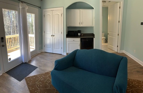 Bowling Green Apartment | Suite w/Private Entry and Nature Trails ($40 cleaning)