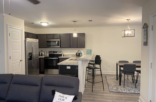 Gulfport House | Summer Fun/Beach/Shopping and much more!