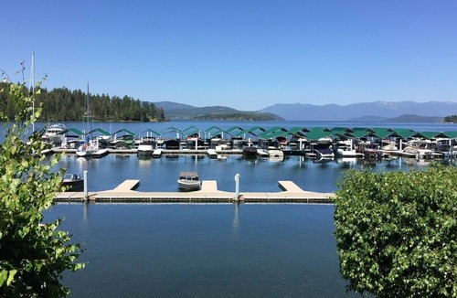 Hope Condo | Summer Vacation on Lake Pend Oreille - July 19-26th -1bd 1 bath Condo. Slps 4