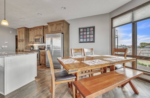 Spirit Lake Condo | Sun Rays and Lake Days in the Brooklyn at Bridges Bay Resort