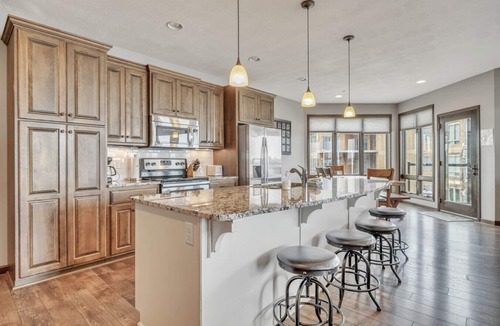 Spirit Lake Condo | Sun Rays and Lake Days in the Brooklyn at Bridges Bay Resort