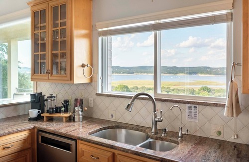 Travis Landing House | Sun Rise Lake House