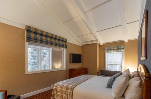 Elkhorn Hotel | Sun Valley Resort, Two Bedroom Lodge Apartment | 4 Units