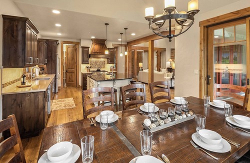 Cle Elum House | Suncadia's Best! Three Sisters Lodge * 3 Masters * Game Room * Hot Tub * Pets