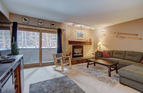 Four O'Clock Condo | Sundowner II 203