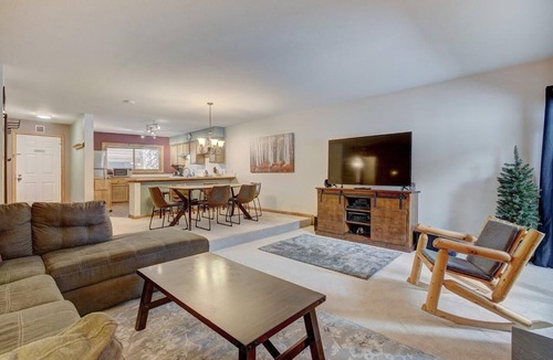 Four O'Clock Condo | Sundowner II 203