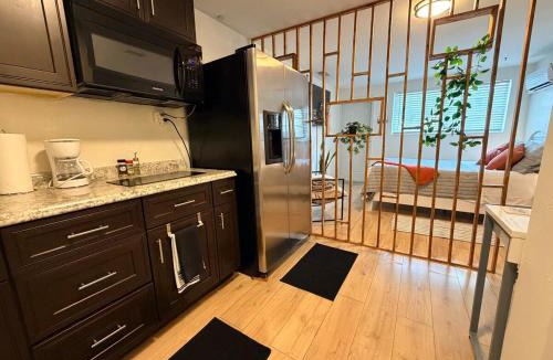 Orlando Apartment | Sunny Baldwin Park Studio Walk to Cafés & Downtown Orlando