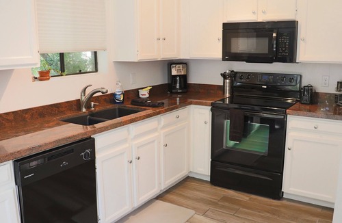 Central Scottsdale Condo | Sunny Monthly Scottsdale McCormick Ranch 2bd 2 ba Clean Condo Heated Pool