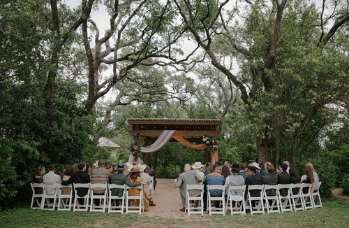 La Hacienda Estates Cottage | Sunrise Casita at Hudson Bend Ranch - Wedding, Event, Retreat, and Vacations