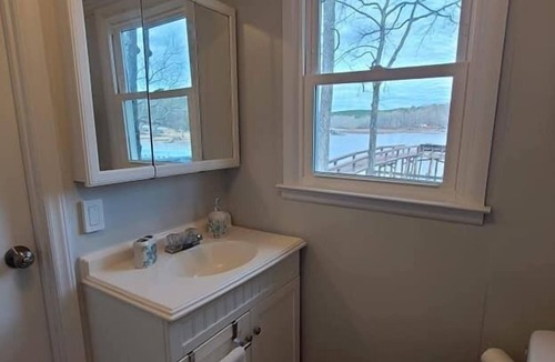 Liberty Hill Cottage | Sunrise Cottage on Lake Wateree