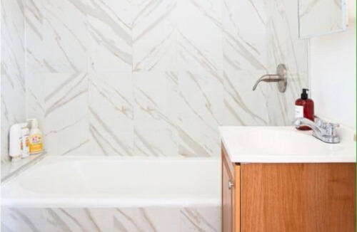 Rampart Village Apartment | Sunset Bliss: Stylish Home in DTLA!