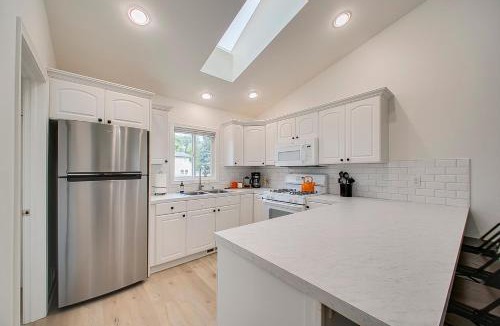 Sunset House | Sunset Park Sweetheart