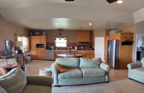 Hitchcock House | Sunset Vibes and Waterfront Tides - 4 bedroom waterfront house