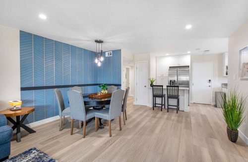 South Oceanside Apartment | Sunset Views & Beach Days | Tower 9 Across from the Ocean