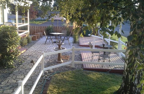 Walla Walla House | Sunsets and a Sweeping View of Wheatfields!
