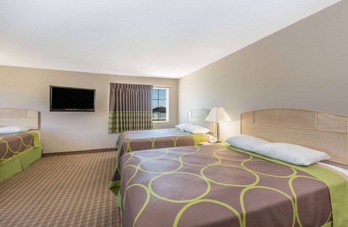 Carroll Hotel | Super 8 by Wyndham Carroll/East