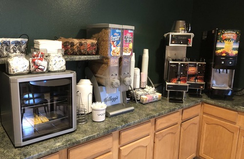 Coeur d'Alene Hotel | Super 8 by Wyndham Coeur d'Alene