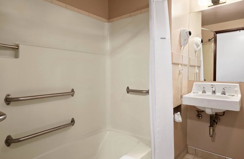 Coeur d'Alene Hotel | Super 8 by Wyndham Coeur d'Alene