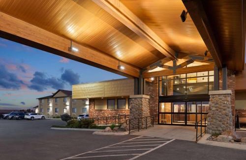 Conrad Hotel | Super 8 by Wyndham Conrad