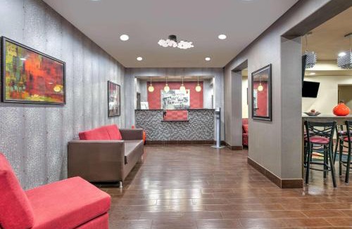 Karnes City Hotel | Super 8 by Wyndham Karnes City