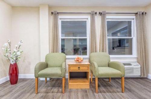 Manning Hotel | Super 8 by Wyndham Manning