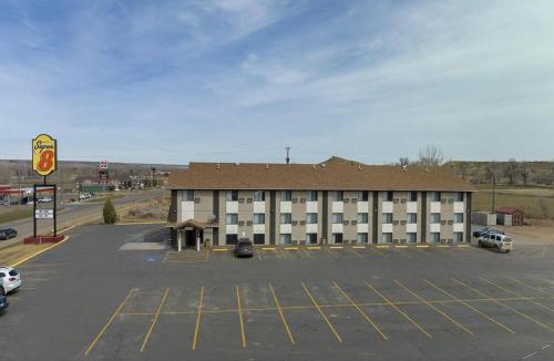Miles City Hotel | Super 8 by Wyndham Miles City