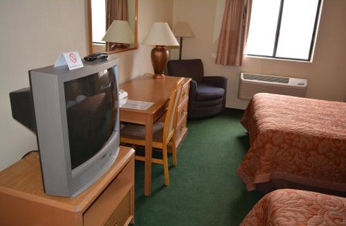 Spokane Hotel | Super 8 by Wyndham Spokane/West