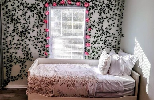 Greater East End Apartment | SuperValue Suite #8 @ East End Revitalized