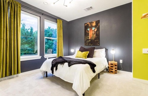 Govalle House | Supreme Eastside Home, 6 Min Drive to Downtown
