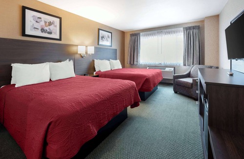 Enterprise Hotel | SureStay Plus by Best Western Enterprise