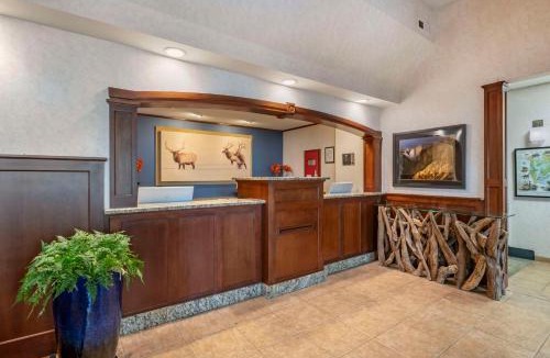 Buffalo Hotel | SureStay Plus Hotel by Best Western Buffalo