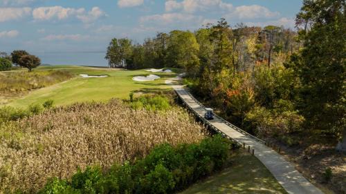 Avoca House | Sutton Room at The Inn, Occano Arnold Palmer Golf