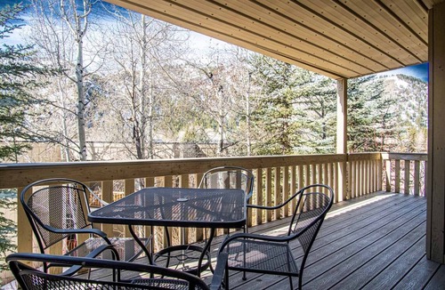 Ketchum Condo | SV115 - Walk to Lifts & Town - Hot Tub & Pool