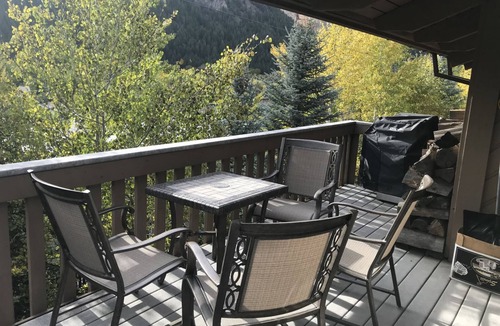 Ketchum Condo | SV120 - Walk to Lifts & Town - Hot Tub & Pool