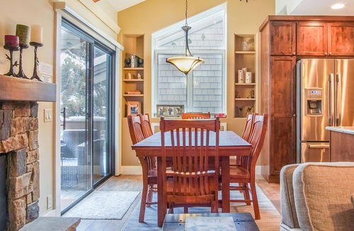 Ketchum Condo | SV140 - Walk to Lifts & Town - Hot Tub & Pool