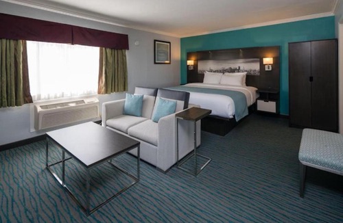 Hayes Valley Hotel | Symphony Inn