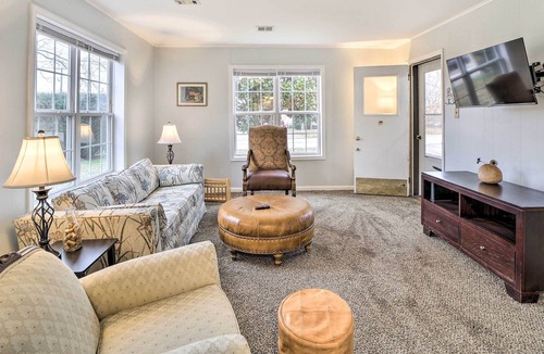 Tahlequah House | Tahlequah Home Half Mi to Northeastern State